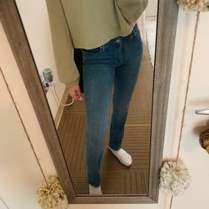 Levi’s 712 Women’s Jean